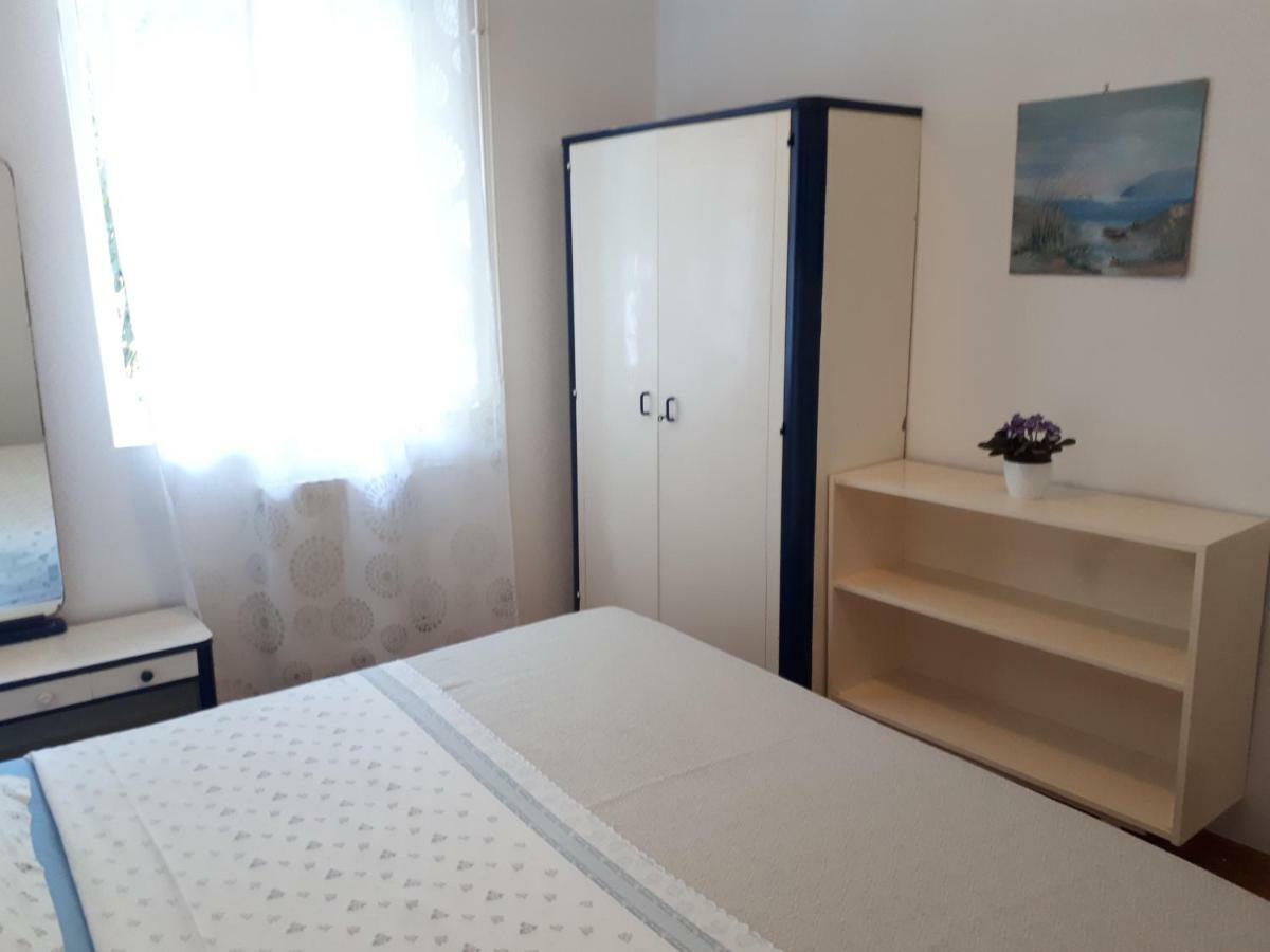 Apartmani Matas ペトルチャネ エクステリア 写真