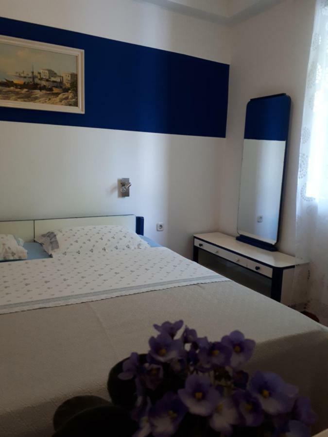 Apartmani Matas ペトルチャネ エクステリア 写真