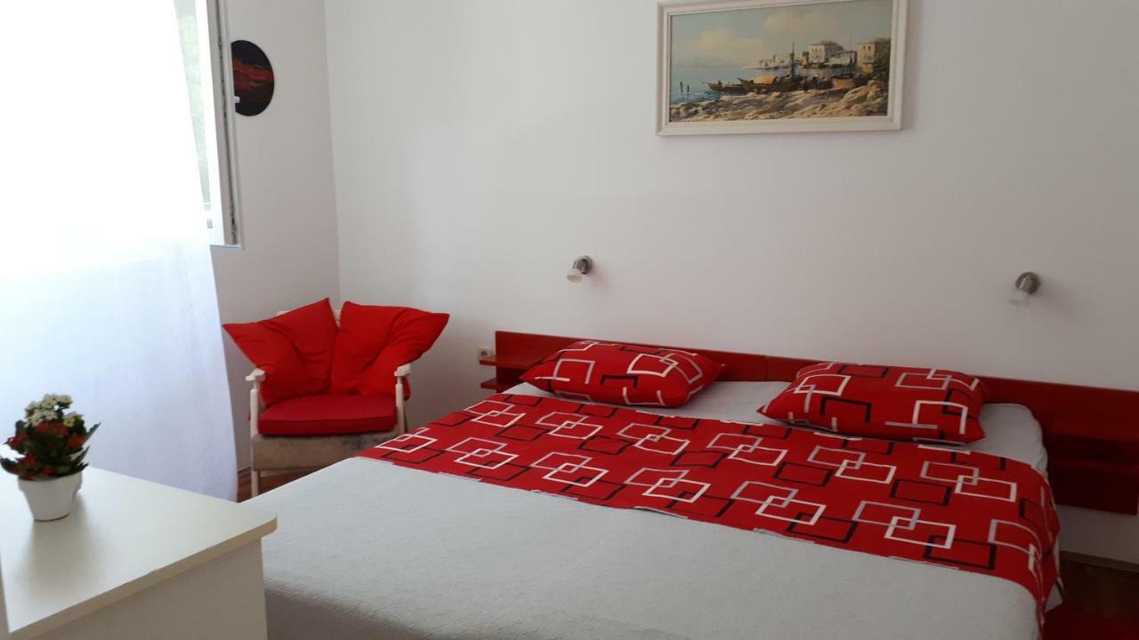 Apartmani Matas ペトルチャネ エクステリア 写真