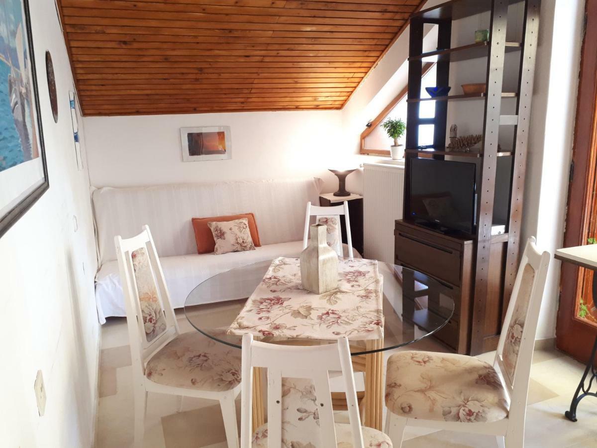 Apartmani Matas ペトルチャネ エクステリア 写真