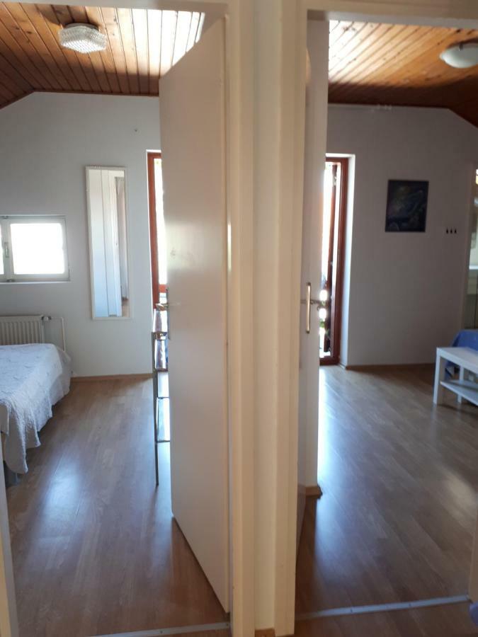 Apartmani Matas ペトルチャネ エクステリア 写真